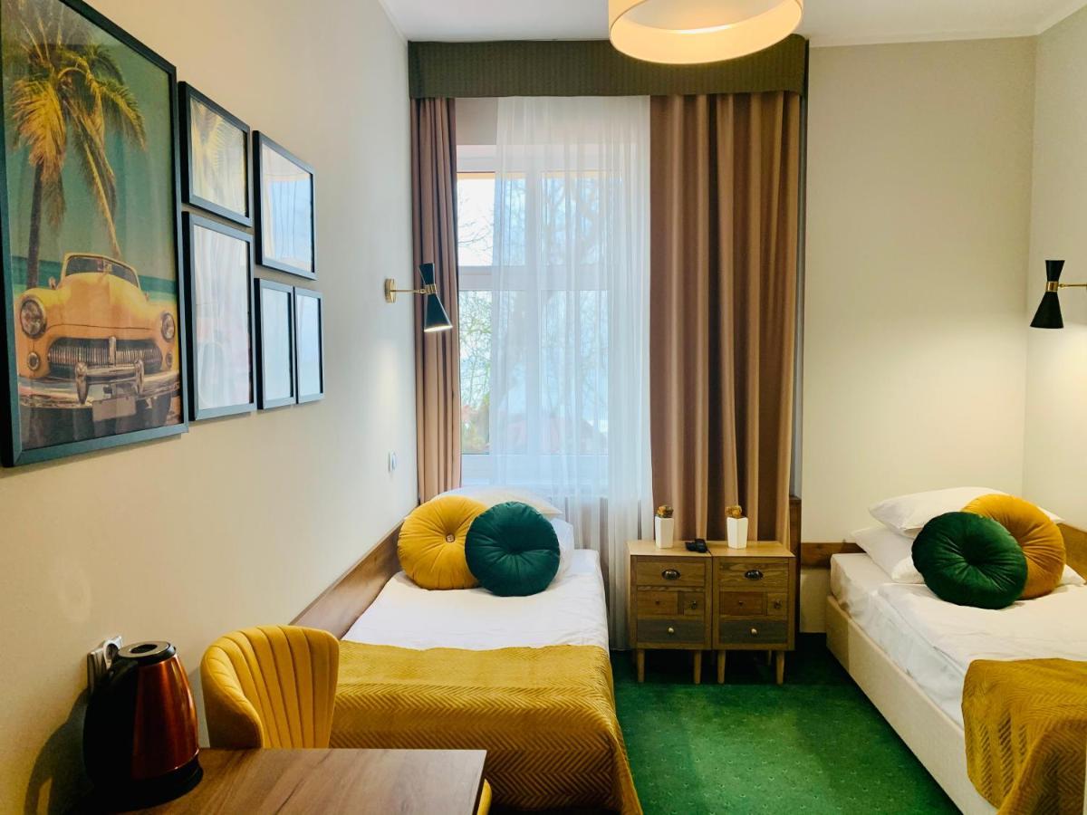 Bed and Breakfast Dw California Реваль Экстерьер фото