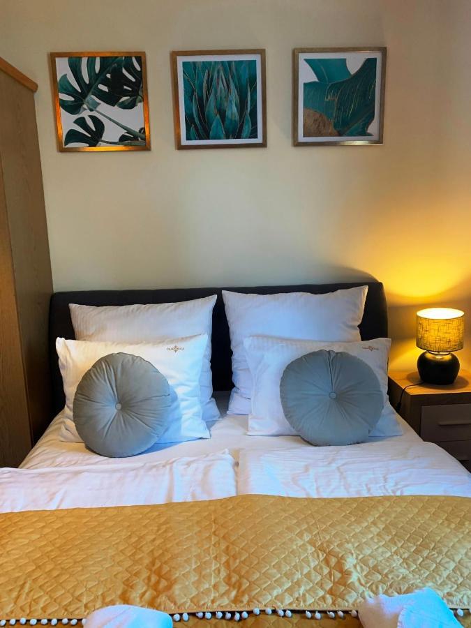 Bed and Breakfast Dw California Реваль Экстерьер фото