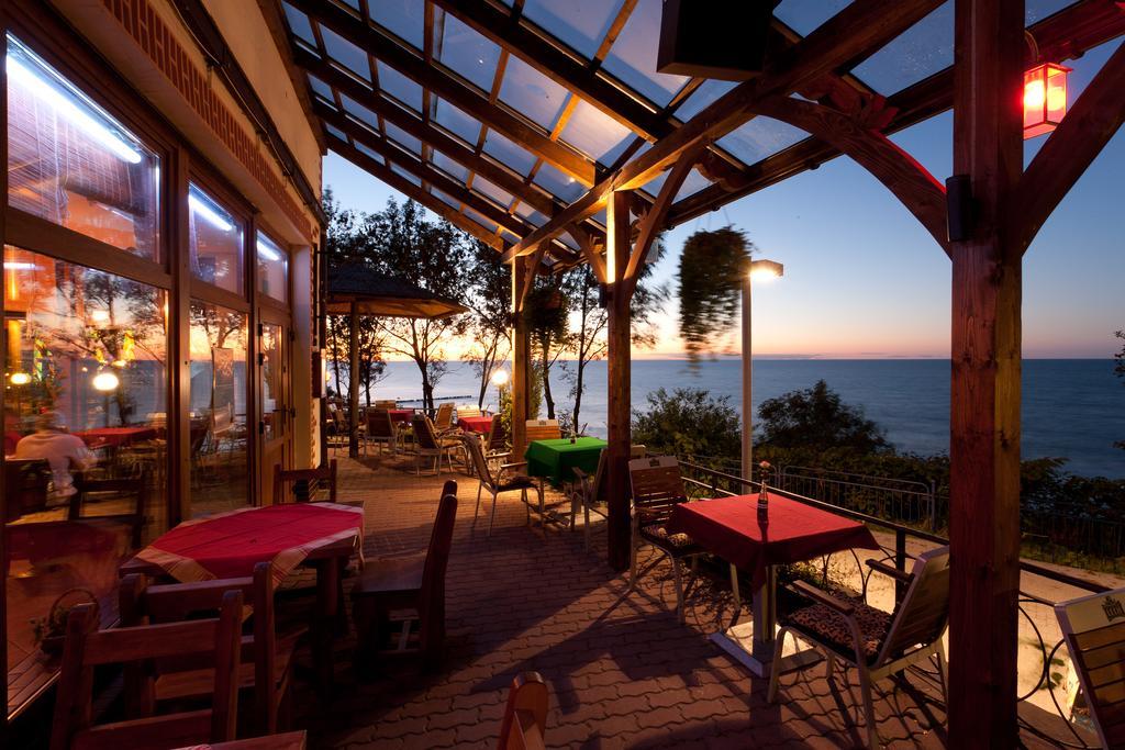 Bed and Breakfast Dw California Реваль Экстерьер фото